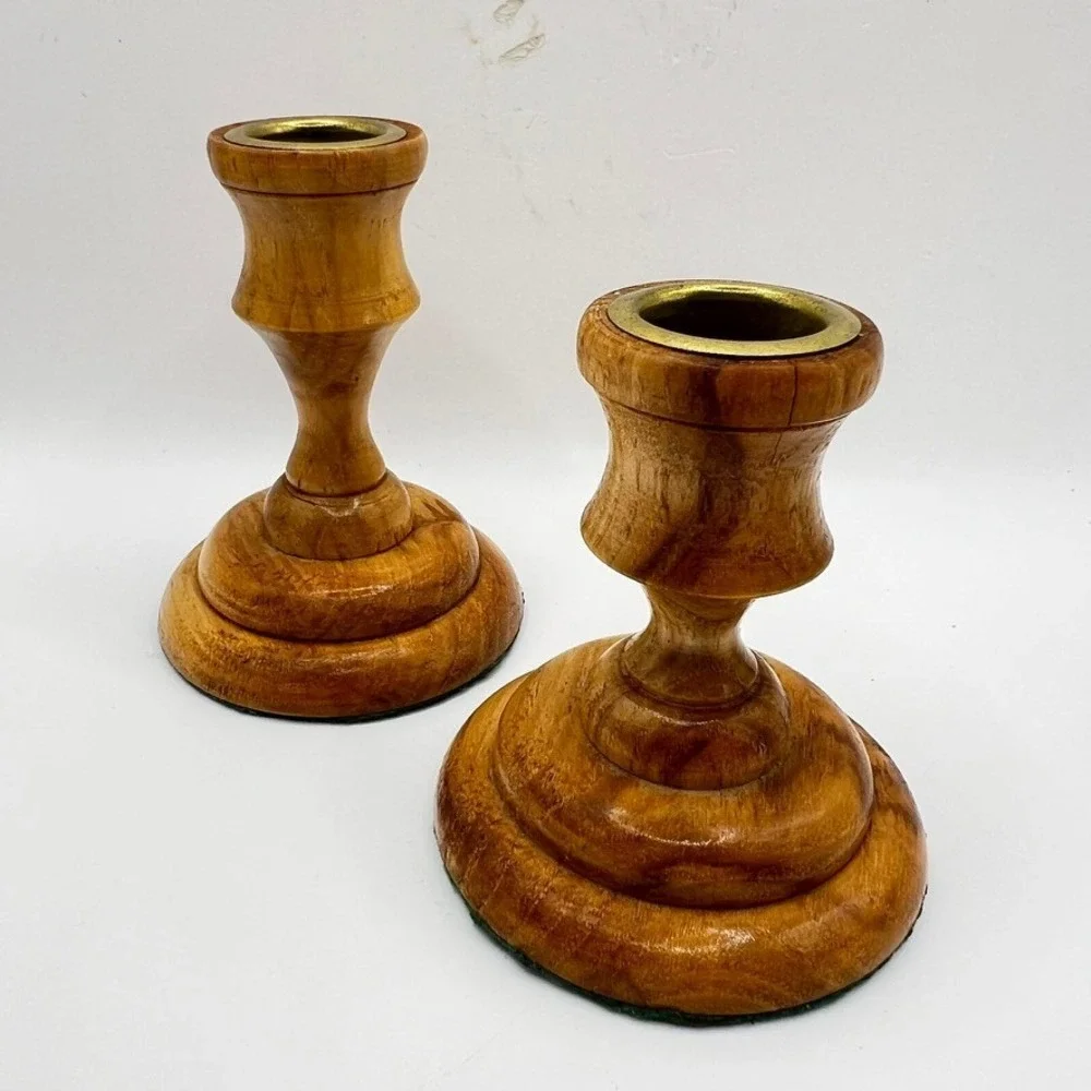 Vtg Pair of Hand-Turned Pecan Wood Candlestick Holders Brass Inserts 4